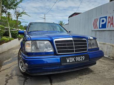 Mercedes Benz 260E 2.6 (A)
