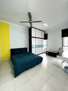 MASTER BEDROOM : Cozy, Clean, Safe & Convenient at Suriamas Larkin JB