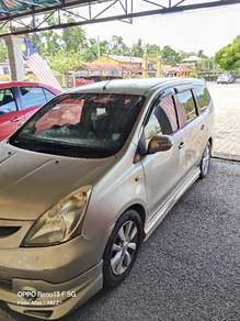 Nissan GRAND LIVINA 1.6 PREMIUM/LUXURY (A)
