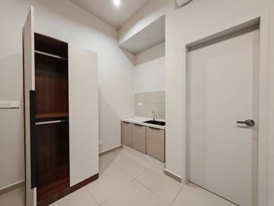 Newly Renovated Midlands City Studio Unit for Rent !!