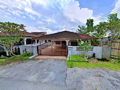 1 Storey Bungalow, Taman Gembira, Semenyih, Selangor