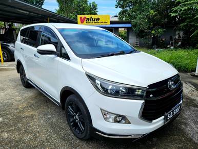Toyota INNOVA 2.0 X (A)