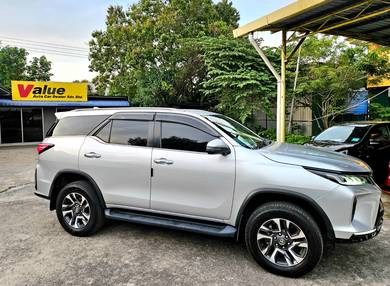 Toyota FORTUNER VRZ 2.8L (A)