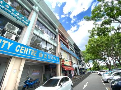 PRIME LOCATION Ground Floor Intermediate 3rd Mile nearby McDonald Shop