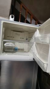 Sharp plasma cluster Refrigerator