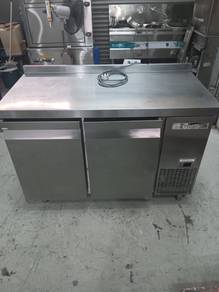 Used-2 Door Counter Chiller-600MM