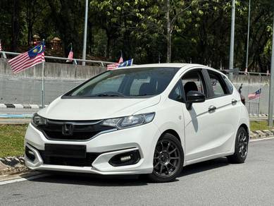 Honda JAZZ 1.5 E (Sport rims /Mugen body kit)