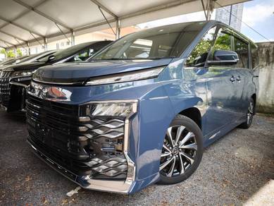 Toyota VOXY 2.0 S-Z MASSIVE GREY P/BOOT 4CAM