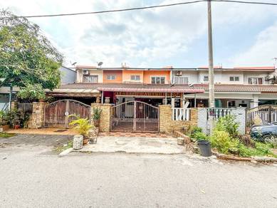 FACING OPEN Double Storey Terrace Taman Garing Utama Rawang