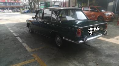 Triumph 2000cc (M)