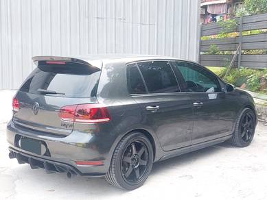 Volkswagen GOLF 2.0 GTi (A)
