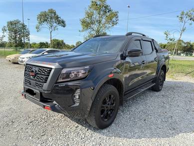 Nissan NAVARA PRO-4X 2.5L (A). Full Spec.Good