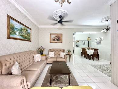 Facing Open 2 STOREY BANDAR PUTRA PERMAI ,SERI KEMBANGAN