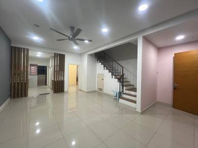Garland 1 Kota Emerald Fully Renovated Unit - 2 Storey for Sale