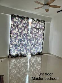 SUPER WORTH !! Taman Suria Vista 3 Storey Town house Rare In Market