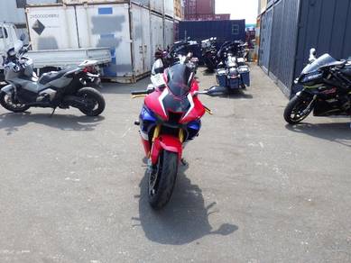 2025 Unreg Honda CBR1000RR-R HRC SP Racing Ohlins