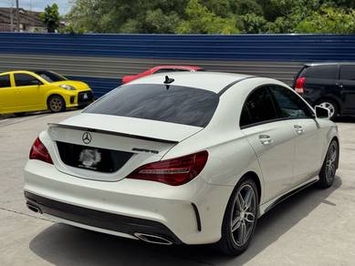 Mercedes Benz CLA180 1.6 SHOOTING BRAKE AMG