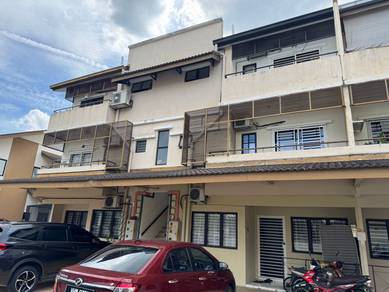 Casa Residence Townhouse Bandar Mahkota Cheras for Rent