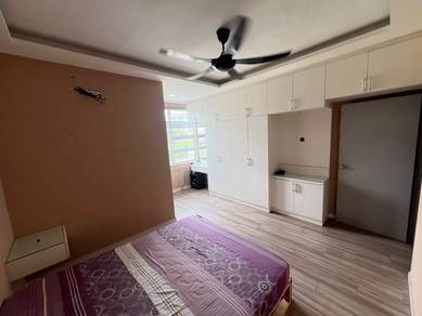 Scott Towers / 3+2 Room / Larkin / JB Town / All Race Welcome