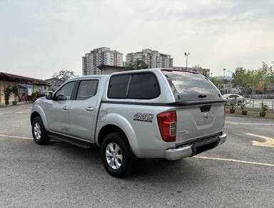 Nissan Navara 2.5 NP300 SE Dual Cab (M)
