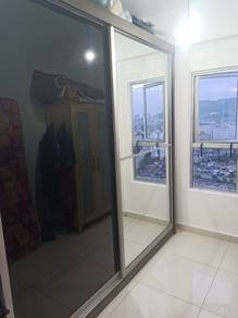 Penthouse at half price near LRT