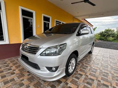 Toyota INNOVA 2.0 G (A)