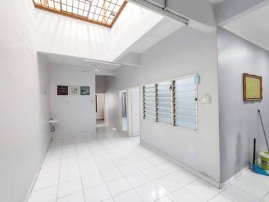 Single Storey Taman Sri Serdang, Seri Kembangan nr UPM > Facing Open