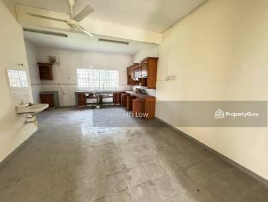 Taman Bukit Kepayang, 2storey House End Lot with Land Extend
