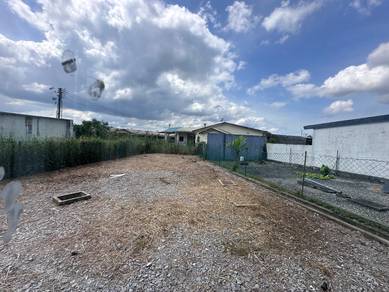 Stakan Single Storey Corner Big Land size For Sale