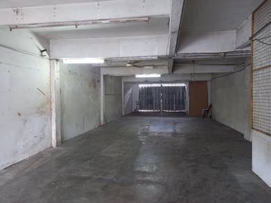 Prime Lctn shop, Near LRT Puchong Perdana, High explosure, Puchong.