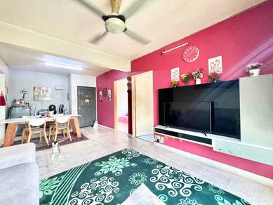 RENOVATED ‼️ Semarak Apartment, Taman Putra Perdana Puchong