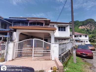 TAMAN SRI GOMBAK FASA 10 CORNER Landed House Many Parking SELAYANG