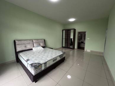 Perling Laguna Heights Bukit Indah Danga Bay 4+1Bedroom