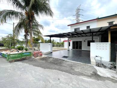 RENOVATED ‼️ Double Storey Corner Lot Taman Sri Haneco Semenyih