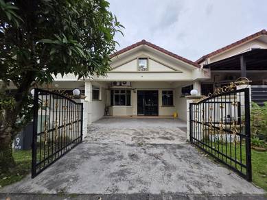 Taman Puteri Wangsa, Puteri Park Ulu Tiram/ 24x70/ bumi lot/ freehold