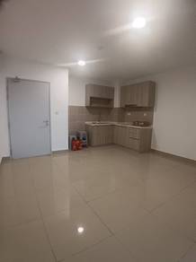[NEW SEMI FURNISHED] BERKELEY UPTOWN STUDIO Klang Town near Bukit Kuda
