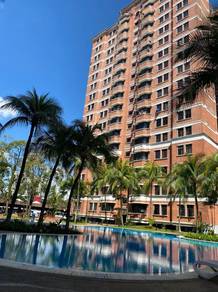 Putra Indah Condo Taman Serdang Raya 2 carparks below market price