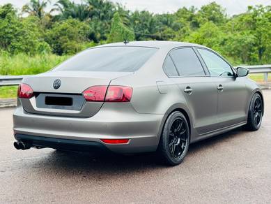 Volkswagen JETTA 1.4 TSI (CKD) (A)