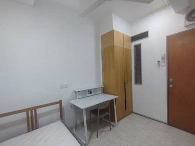 Mix unit room for rent with Free Wifi and Water at Pjs 7 nearby Taylor