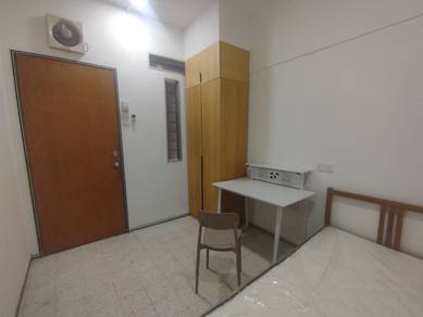 Mix unit room for rent with Free Wifi and Water at Pjs 7 nearby Taylor