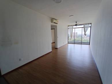 Bundusan corner condo • partial furnished • 2 car parks• the garden