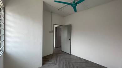 Double Storey Taman Desa Rusa Close With Batu 4 Beach,Port Dickson