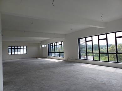 2 units of Corner bare office office in Sek 33 shah alam for rent