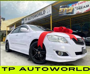 Toyota CAMRY 2.4 V (A)CAN/LOAN/5YRS*/CARKING*