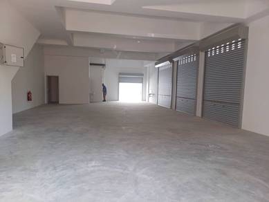 2 adjoining corner shops for rent in TTDI
