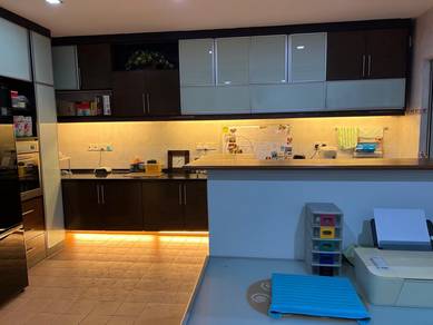 Freehold 3 storey terrace fully furnish renovated at bukit setiawangsa