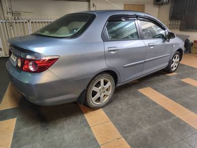 Honda CITY 1.5 VTEC (A)