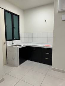 Maxim majestic Cheap partly furnish for rent