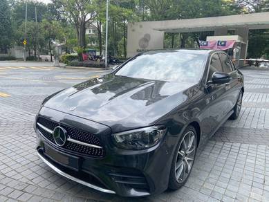Mercedes-Benz E300 2.0 AMG INLINE