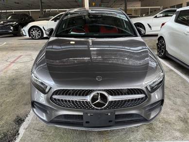 Mercedes Benz A250 2.0 AMG LINE (A)